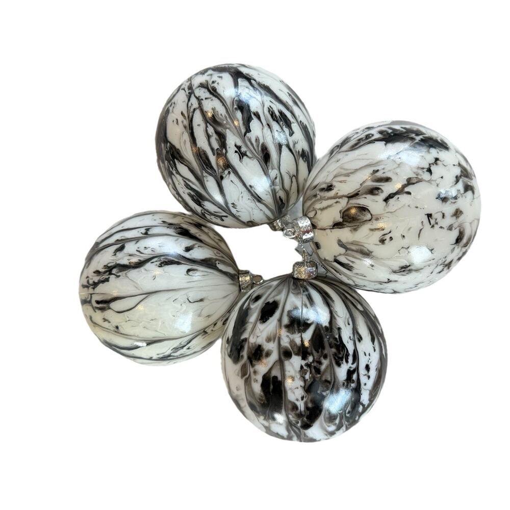 4- 4"‎ Black White Marbled Look Shatterproof Round Christmas Tree Ornament EUC
